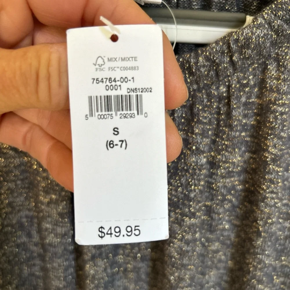NWT Gap  knit sparkle jumpsuit. Grey w/gold lurex thread. 6/7. Holiday vibes!